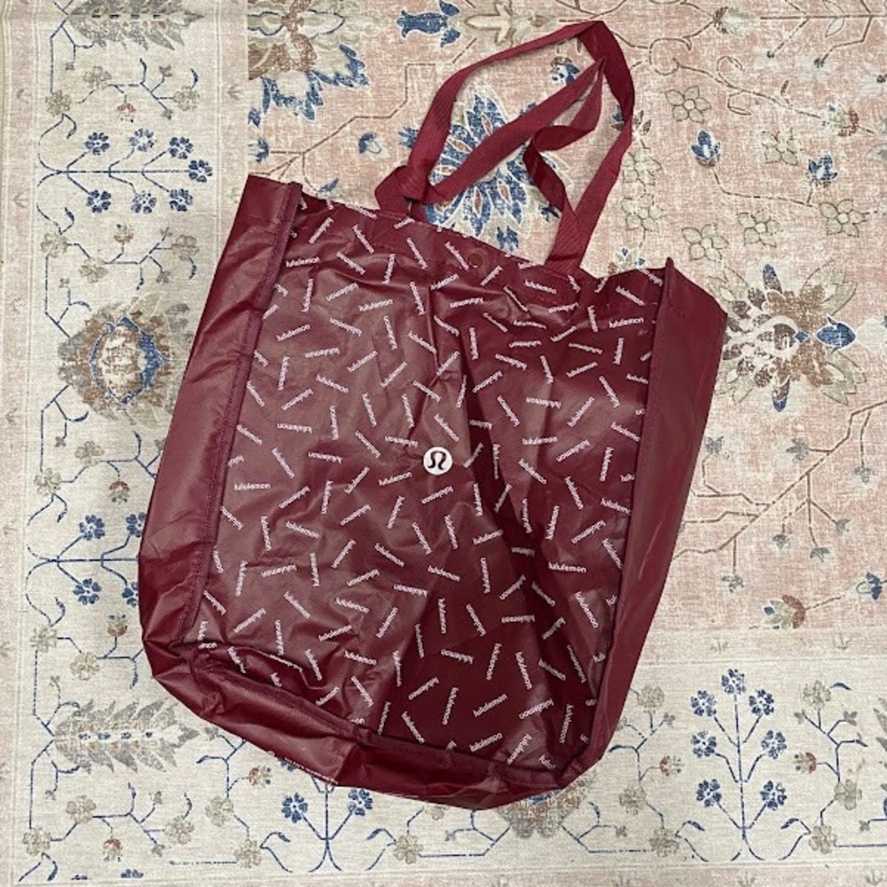 Lululemon Reusable Shopping Tote Bag‎ Burgundy Maroon All Over Logo Script Print - Picture 5 of 5